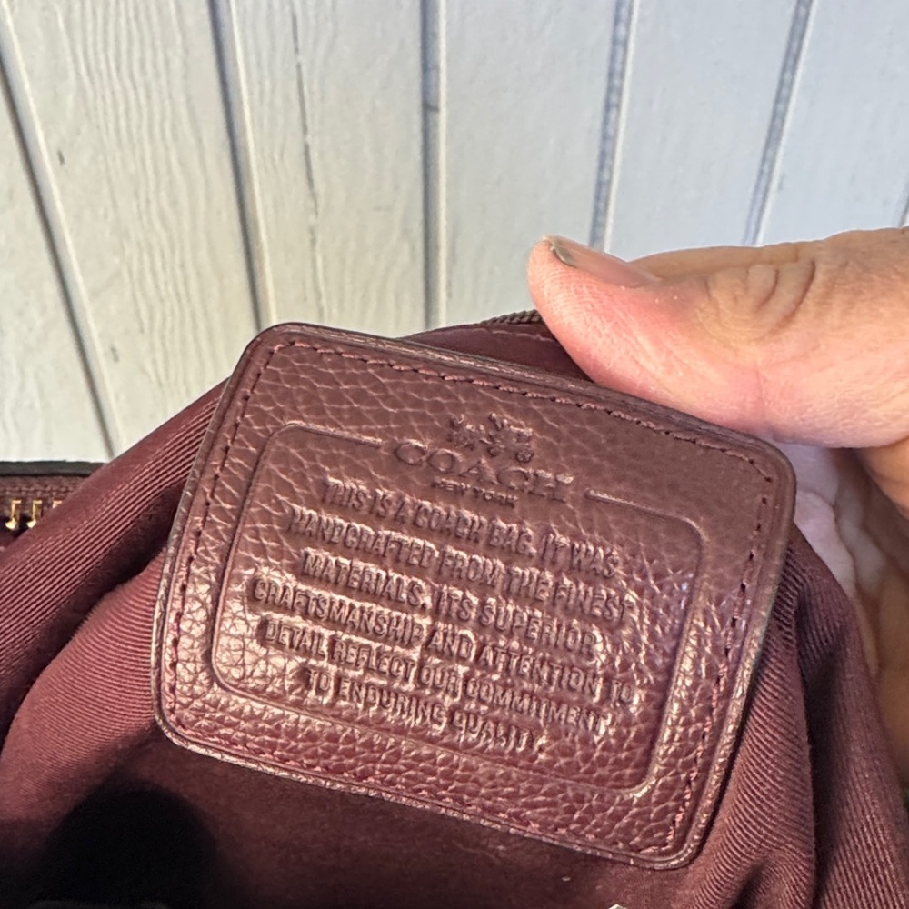 Coach Burgundy Pebbled Leather Shoulder Hobo with Gold Hardware - Picture 7 of 9